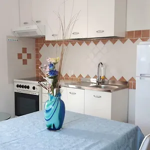 Simple And Very Appartamento